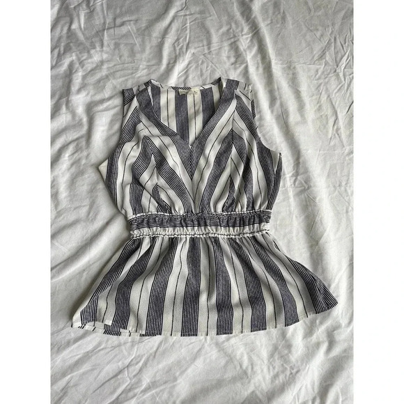 Monteau Peplum Sleeveless Top Size Medium White And Blue - Picture 4 of 7